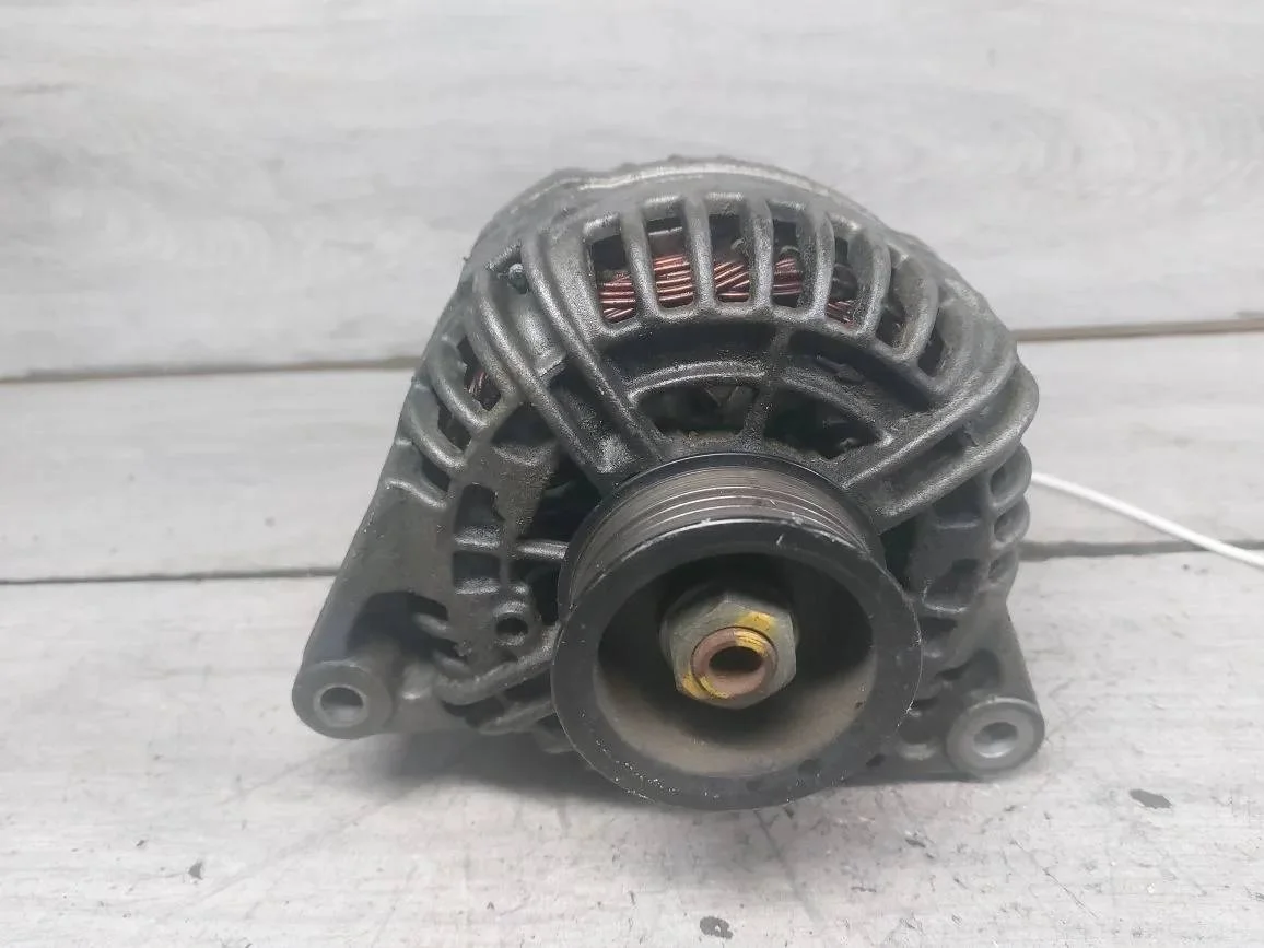 генератор Audi A6 4F/C6