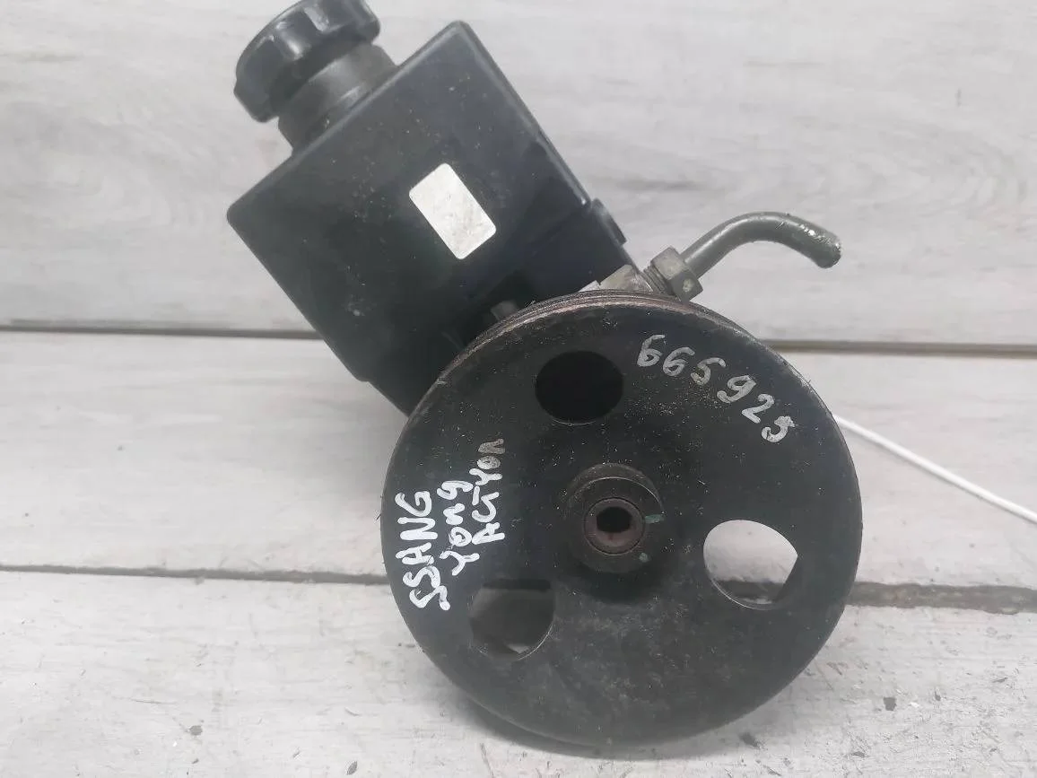 насос гидроусилителя руля SsangYong Kyron