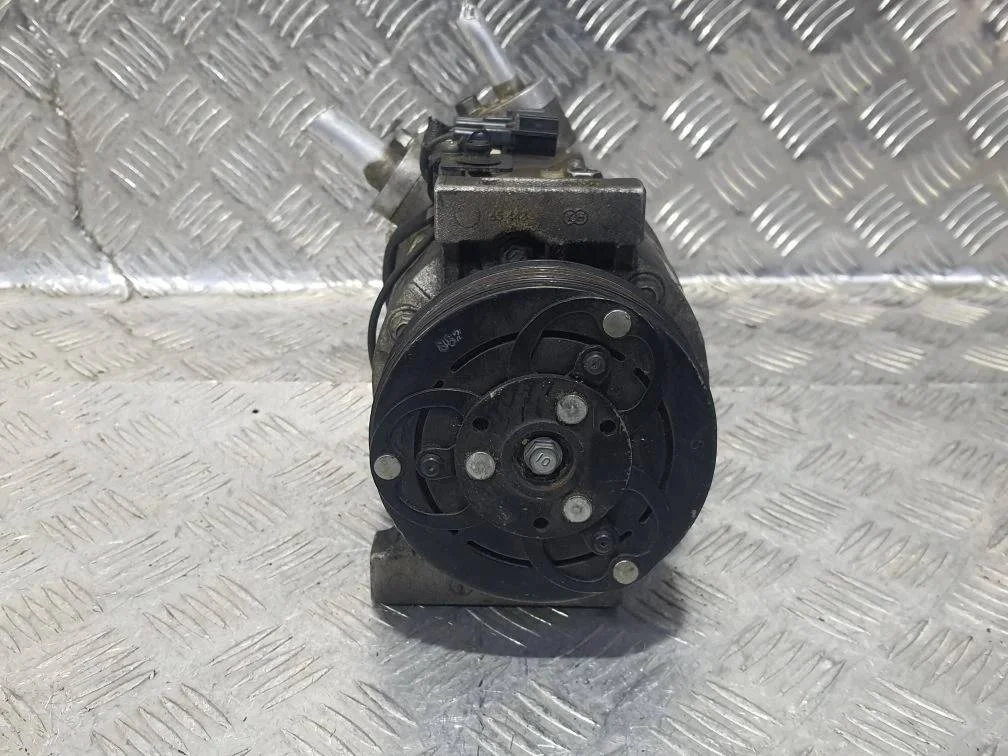 компрессор кондиционера Volvo XC60