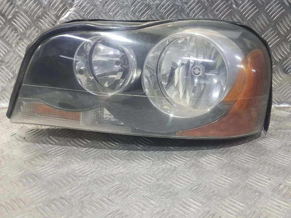 фара левая Volvo XC90