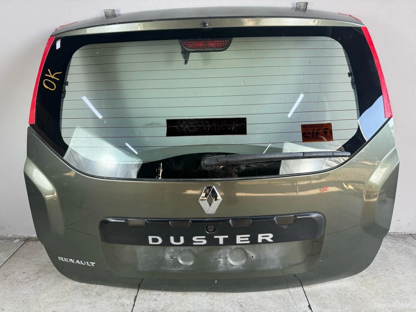 Крышка багажника Renault Duster 2015 901001386R