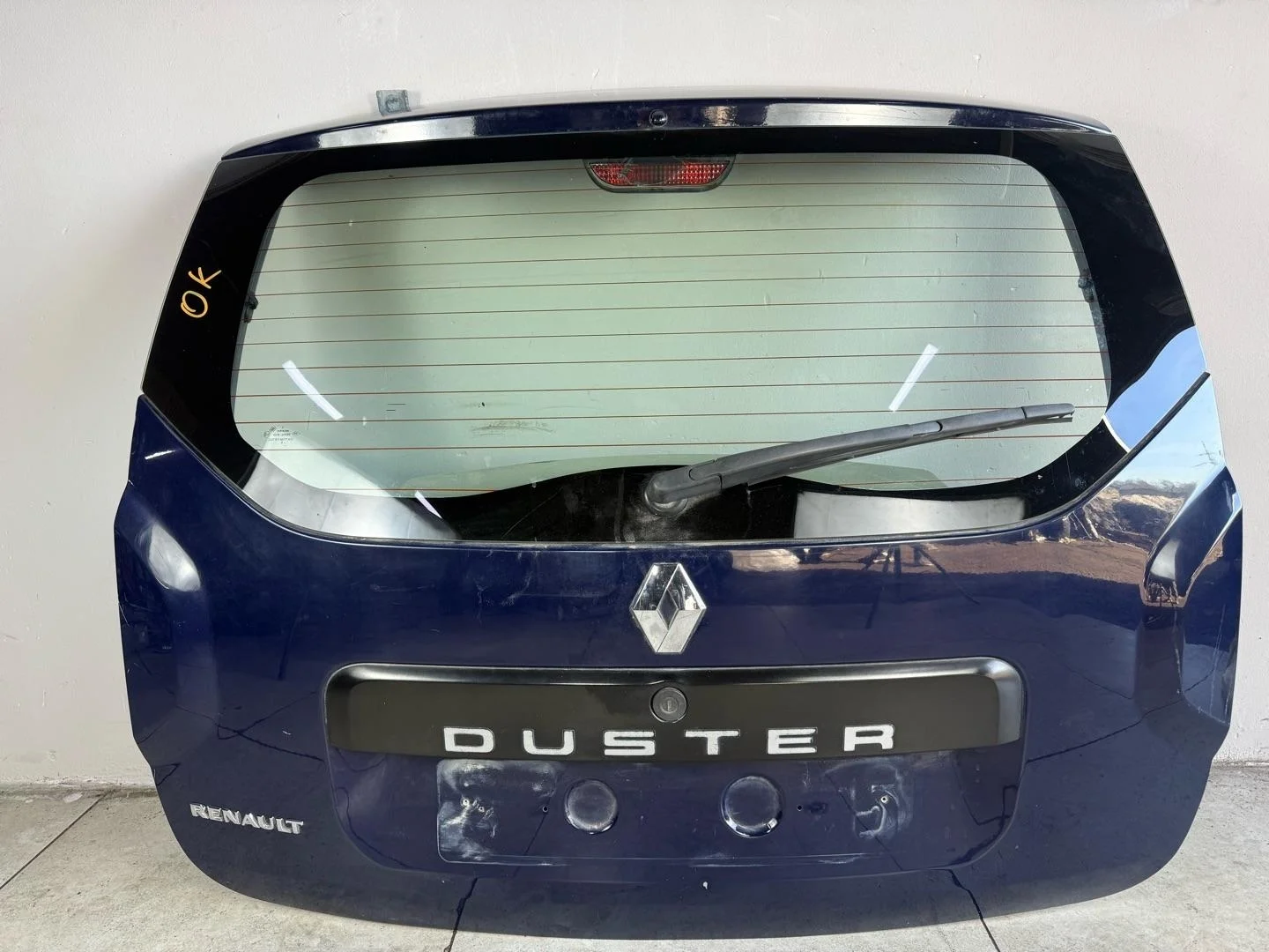 Крышка багажника Renault Duster 2012 901001386R