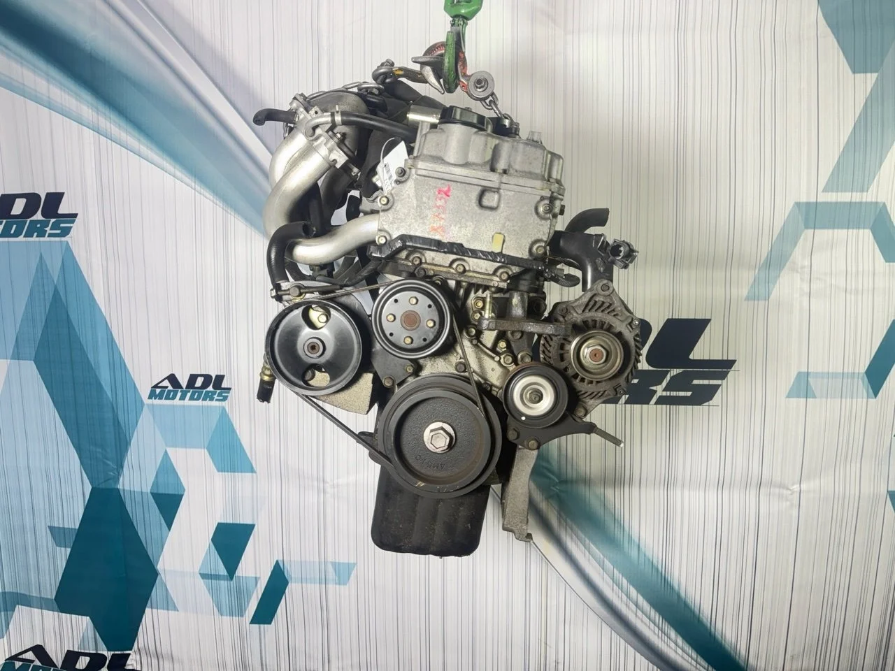 Двигатель Nissan Primera Almera 2003-2011 10102AU3SB QG18DE