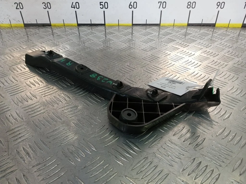 Кронштейн бампера задний Kia Ceed ED рестайлинг (