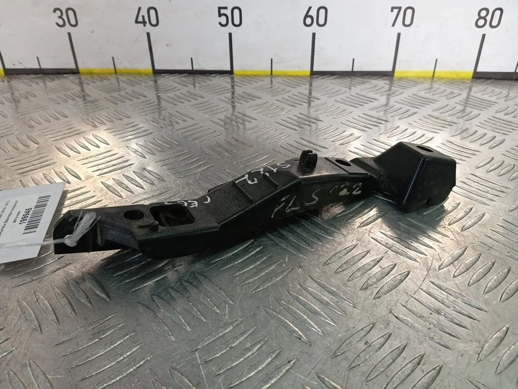 Кронштейн бампера передний Kia Ceed ED рестайлинг