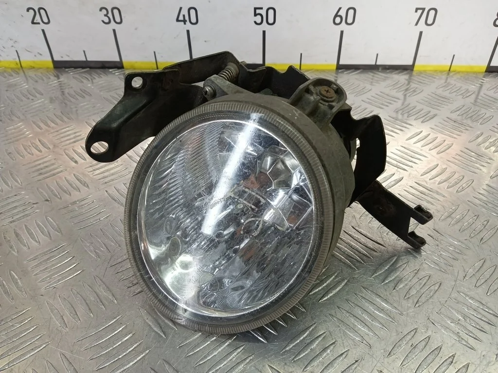 Фара противотуманная передняя SUBARU Forester SG
