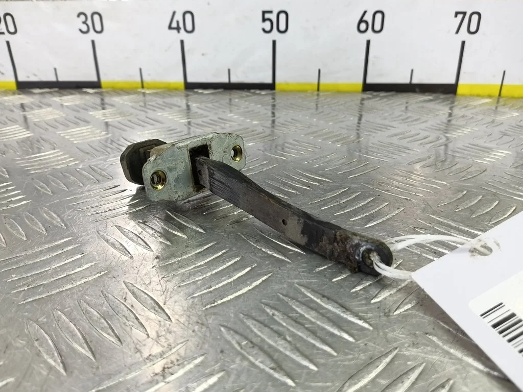 Ограничитель двери задней SUZUKI Grand Vitara I р