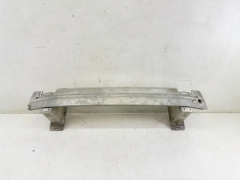 Усилитель бампера AUDI Q7 2015-2020 4M