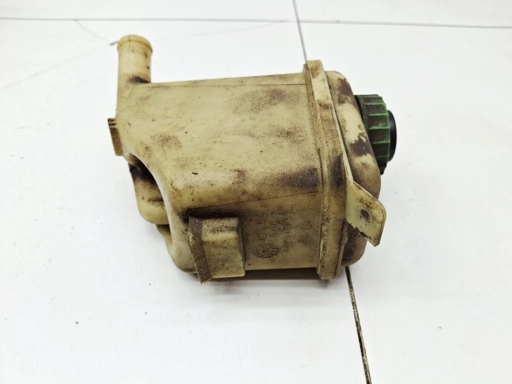 Бачок гидроусилителя Porsche Cayenne 1 2007 957