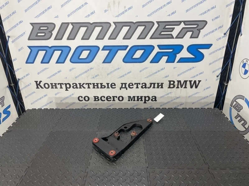Кронштейн BMW X5 E70