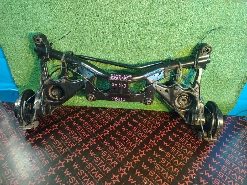 Балка Mitsubishi Grandis 2011 4100A011 NA4W, задняя