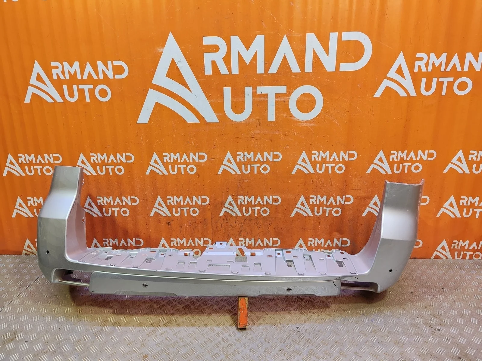 Бампер Toyota Land Cruiser Prado 2017-нв 150