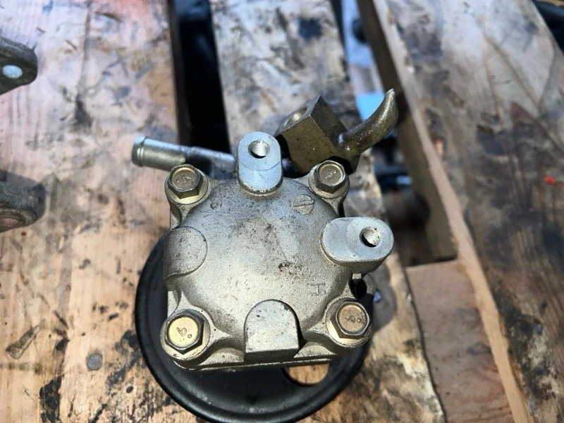 Насос гидроусилителя руля Nissan X-Trail 2005 T30