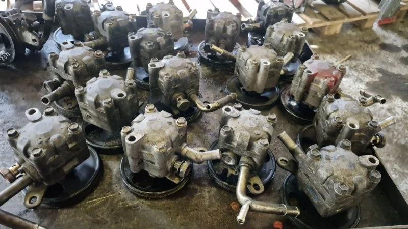 Насос гидроусилителя руля Nissan Almera 2004 N16E