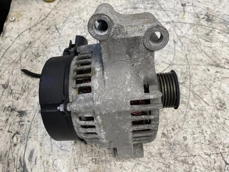 Генератор Ford Focus 2 1708472 SHDA