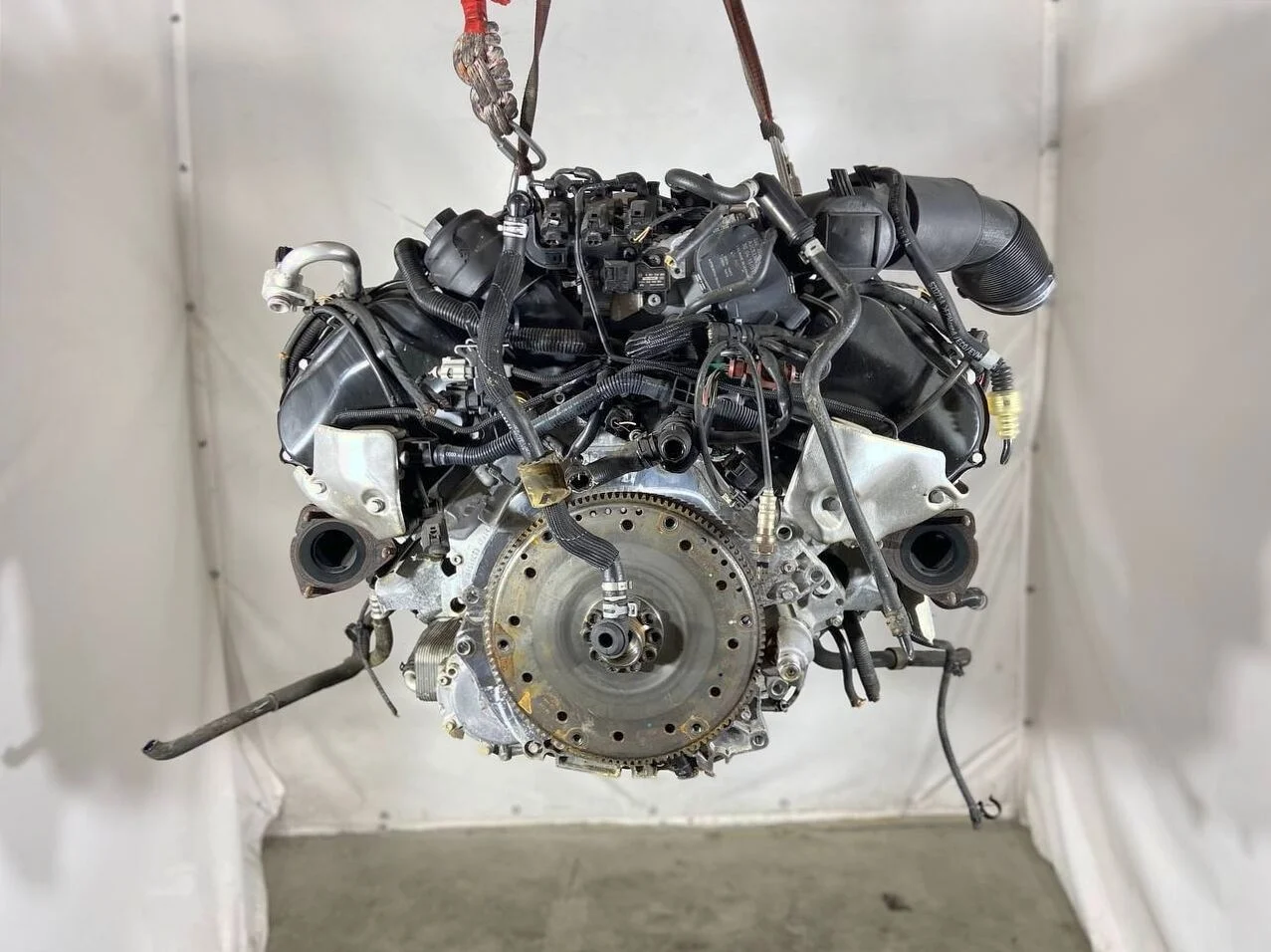 Двигатель CGW AUDI А4 3.0 л 300 л.с в сборе