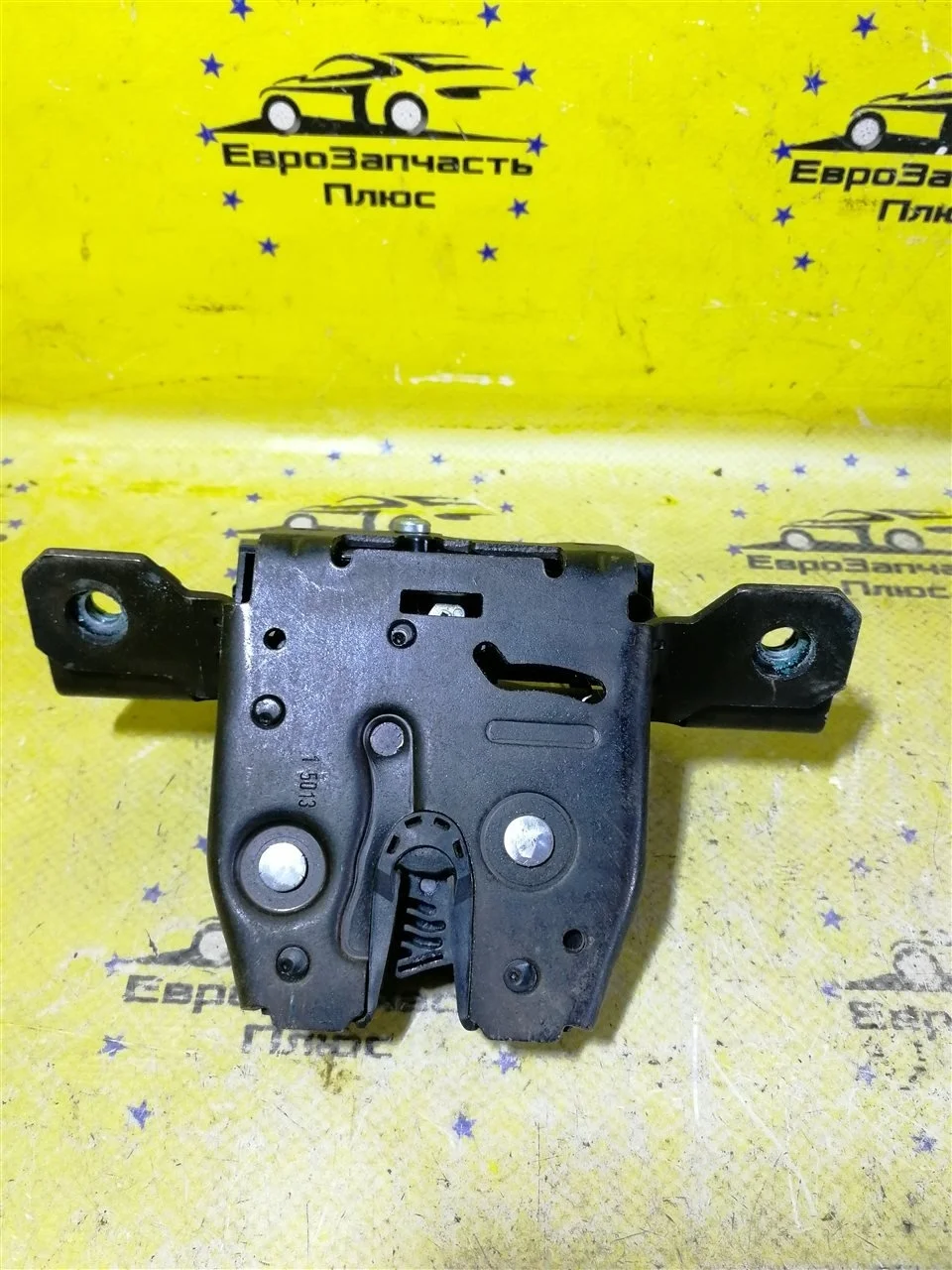 Замок крышки багажника Opel Astra 13587646 J УНИВЕРСАЛ