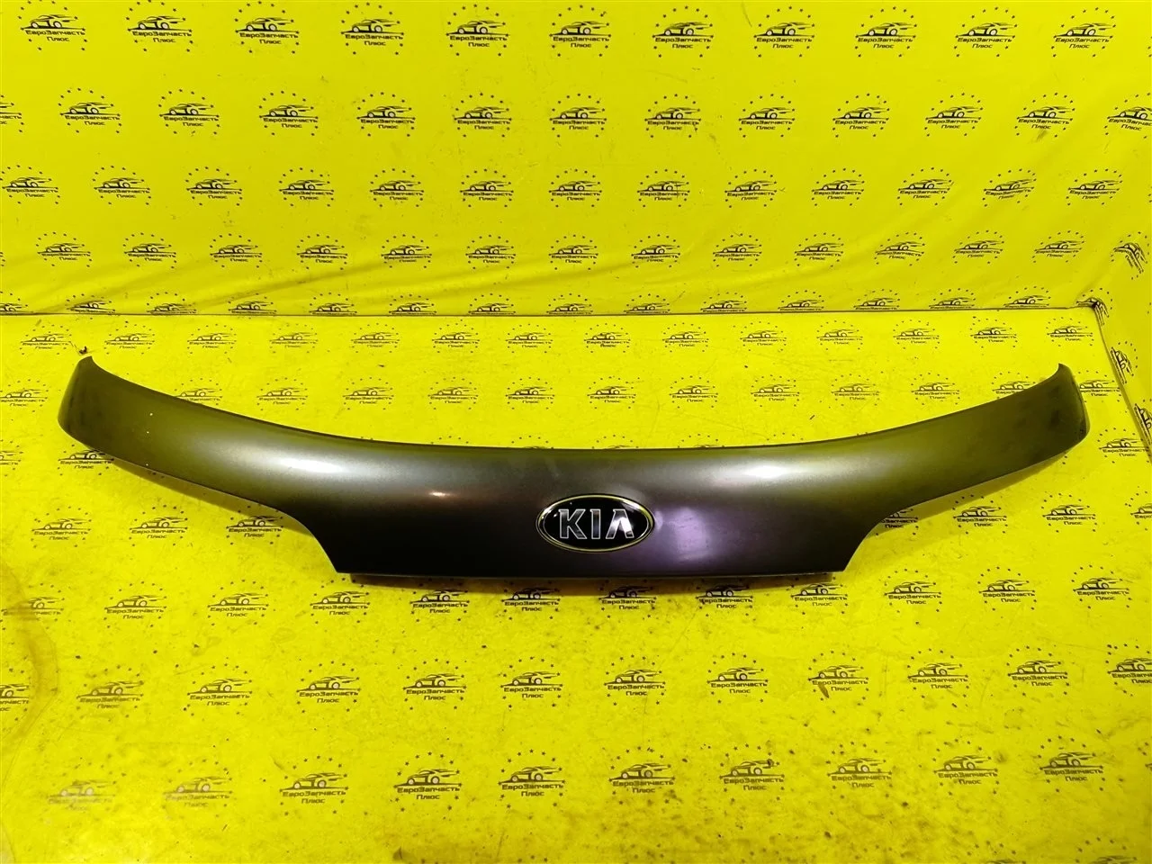 Накладка крышки багажника Kia sorento 873112P510 XM