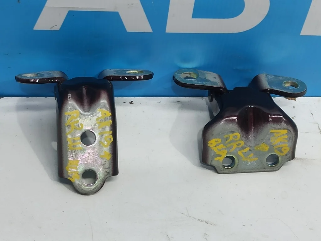 петли двери Hyundai Palisade 2018-2022  13.08.2021