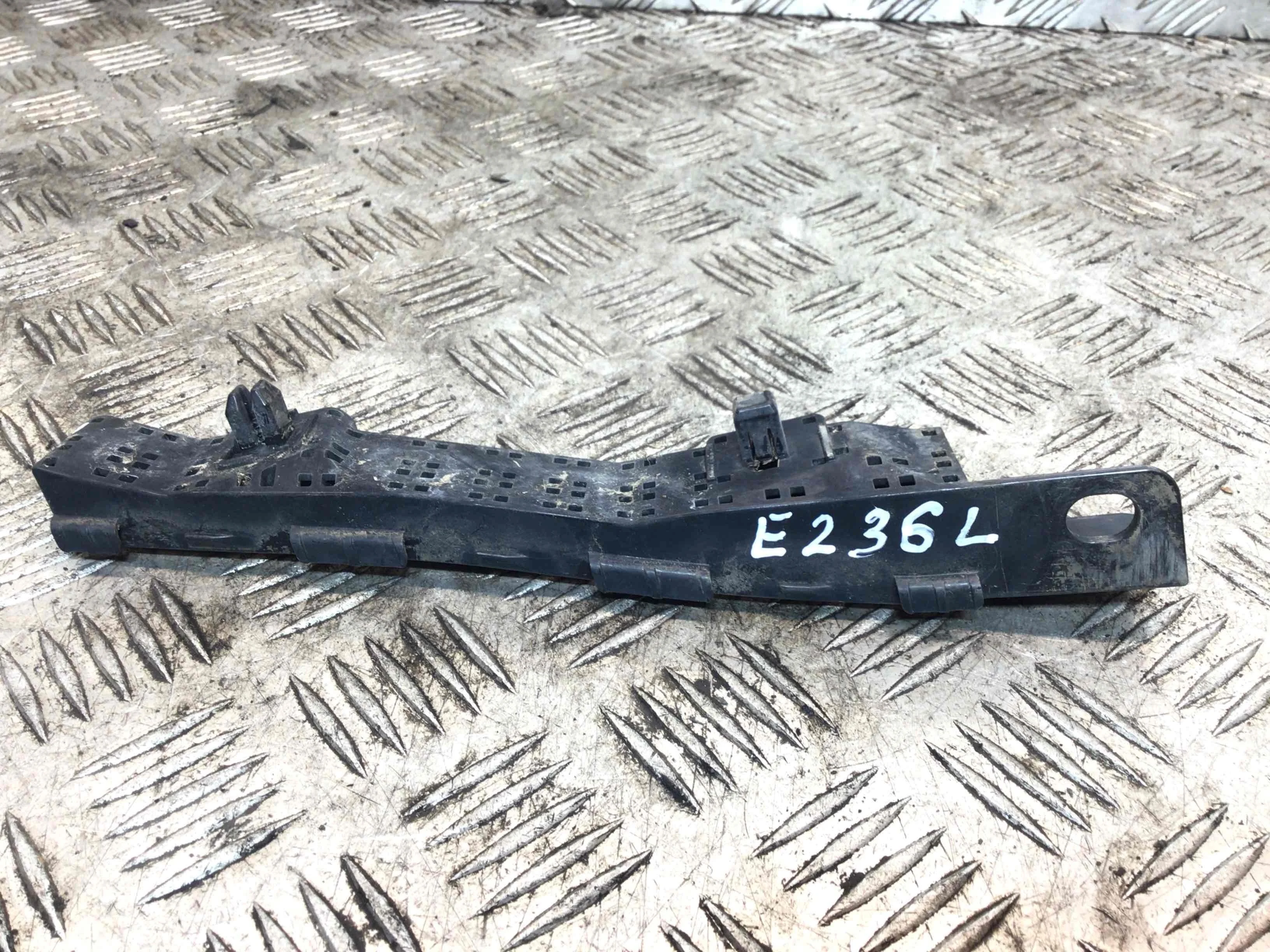 Кронштейн крепления бампера переднего Subaru Forester SJ (2012-2015) дизель 2.0 TD Механика Кроссовер