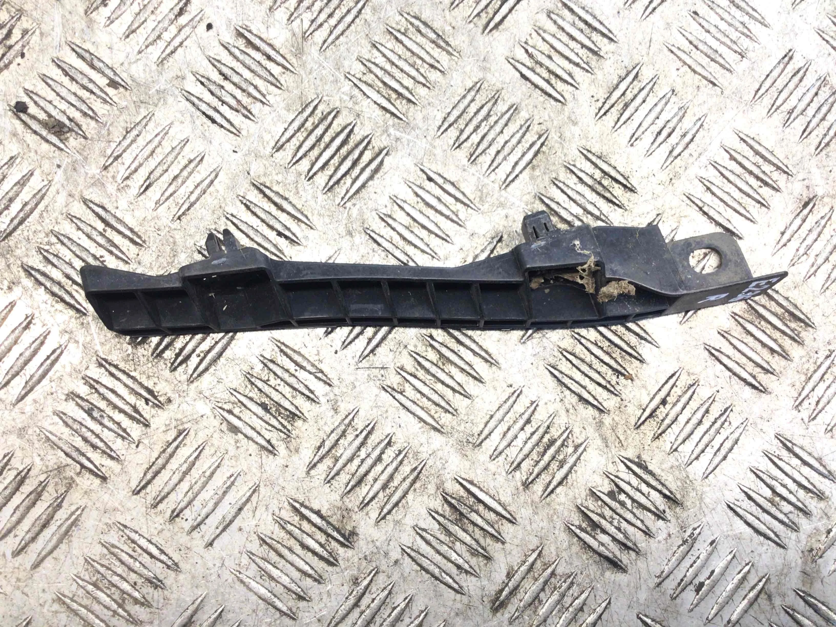 Кронштейн крепления бампера переднего Subaru Forester SJ (2012-2015) дизель 2.0 TD Механика Кроссовер