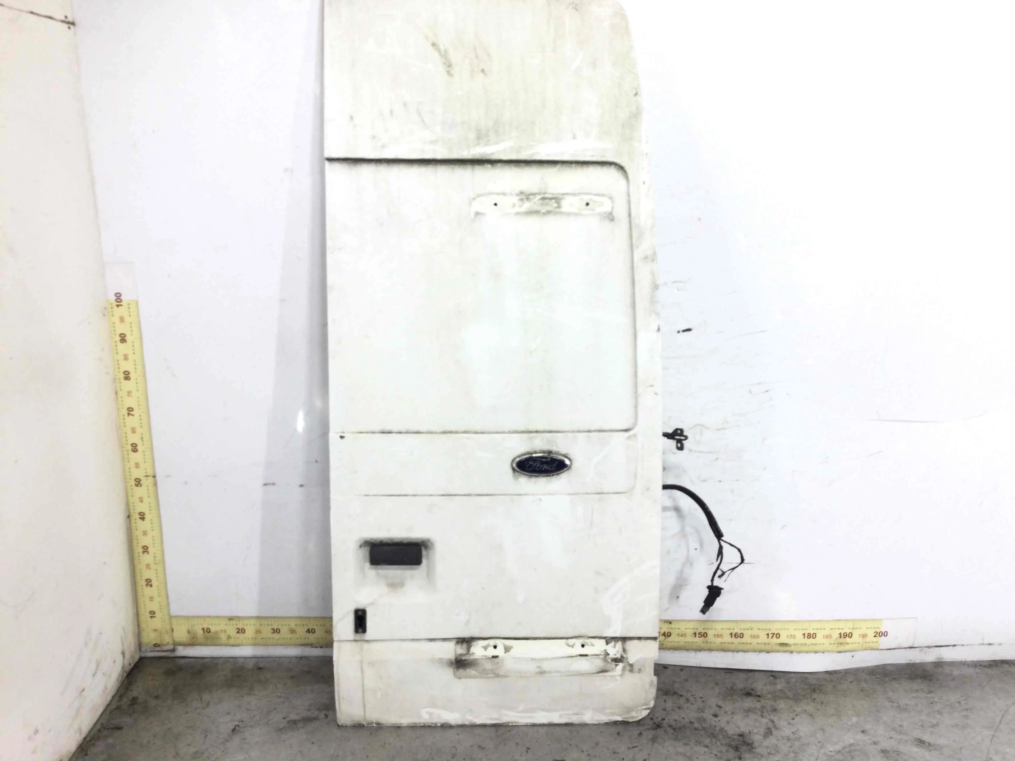 Дверь задняя распашная правая Ford Transit 3 поколение [рестайлинг] (2006-2013) дизель 2.2 TDCi Механика Микроавтобус