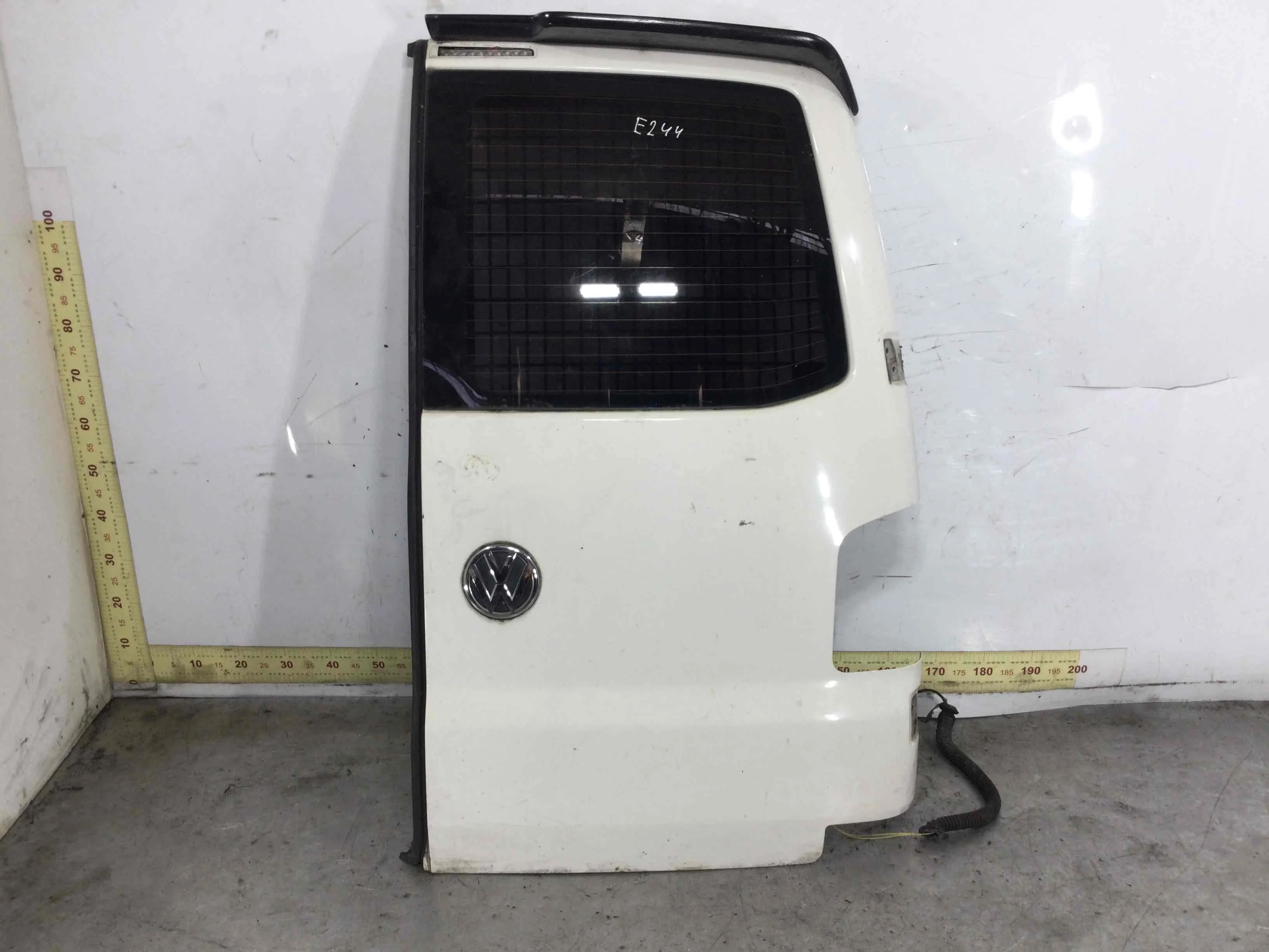 Дверь задняя распашная правая Volkswagen Transporter T5 2010 - 2016 дизель 2.0 TDI Механика Микроавтобус