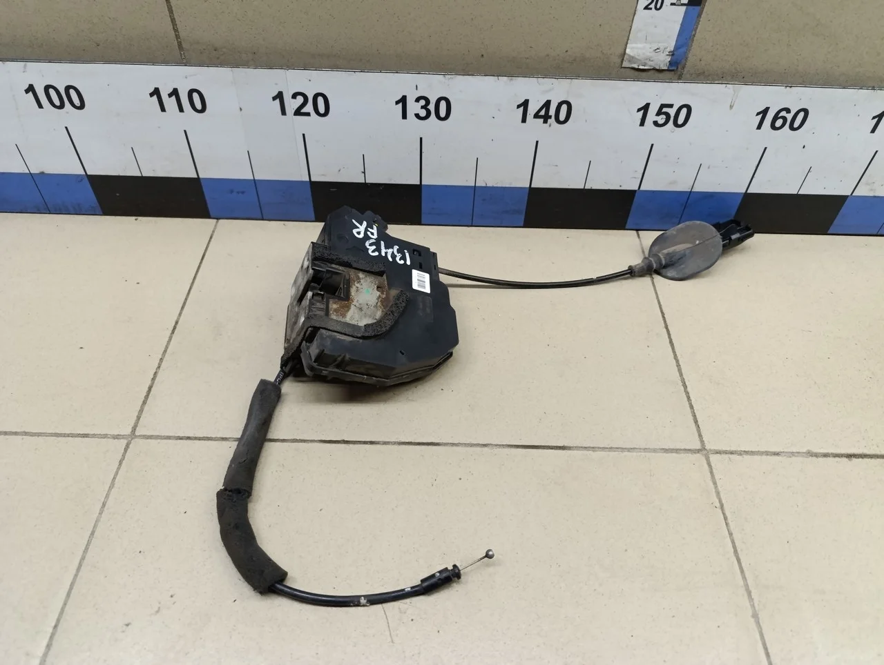 Замок двери передней правой Fluence 2010>