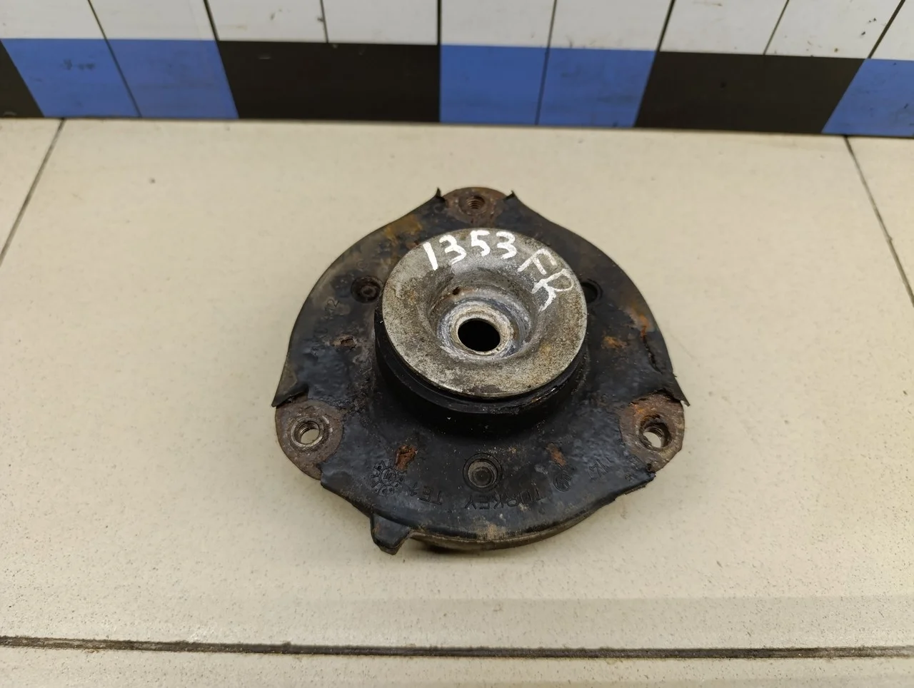 Опора переднего амортизатора Passat [B6] 2005-2010