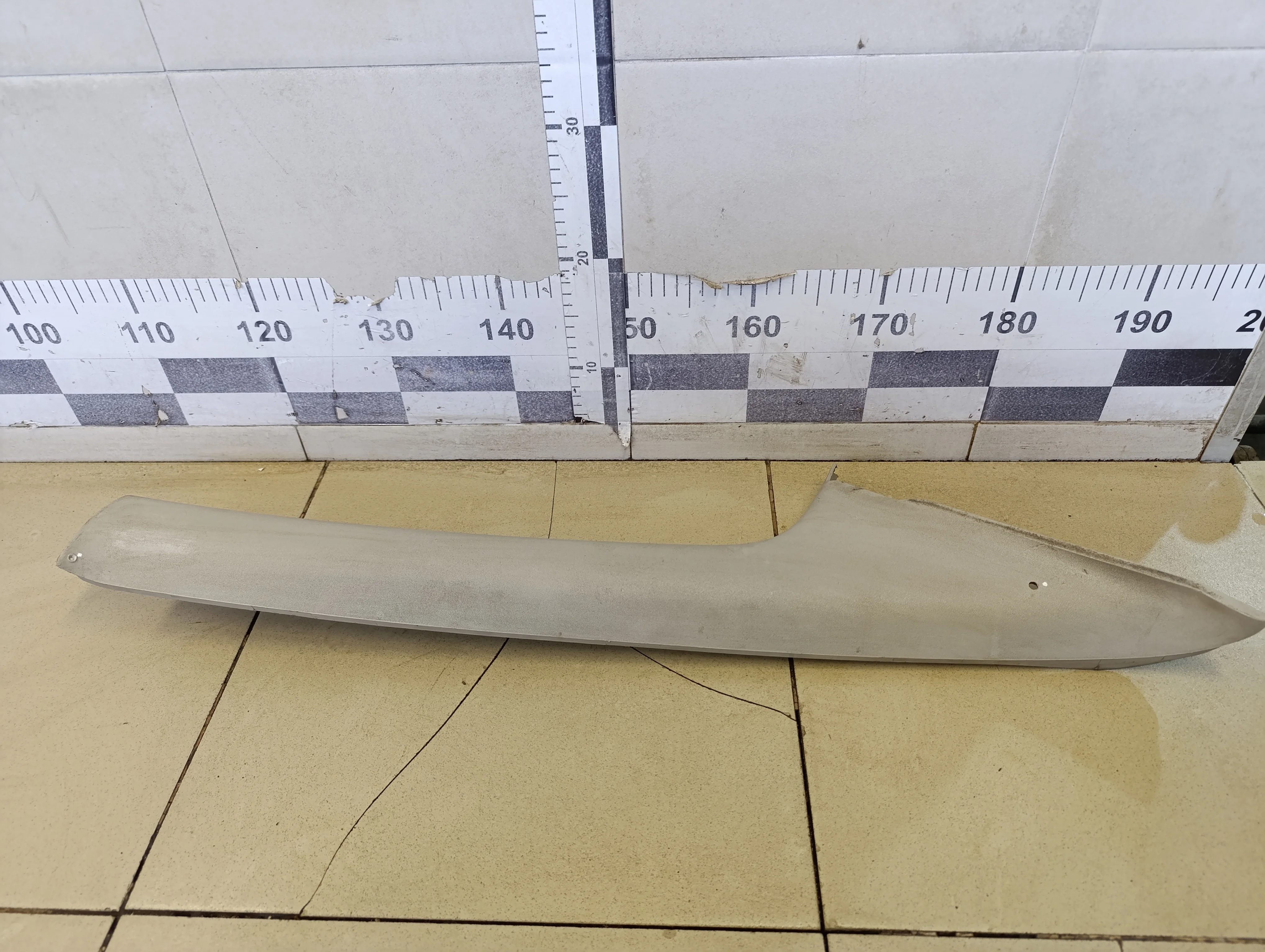 Обшивка стойки Focus II 2005-2008