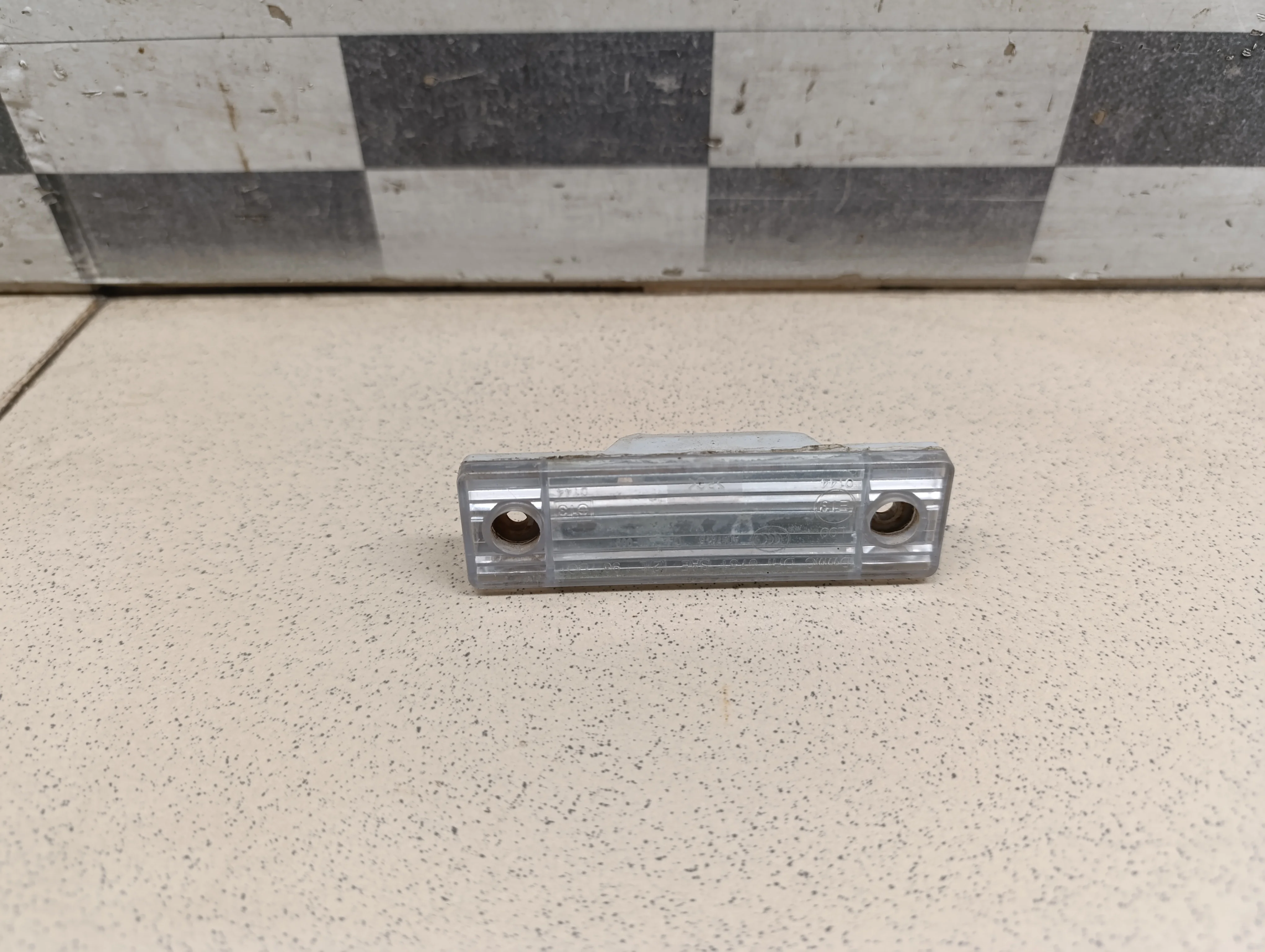 Фонарь подсветки номера Cruze 2009-2016