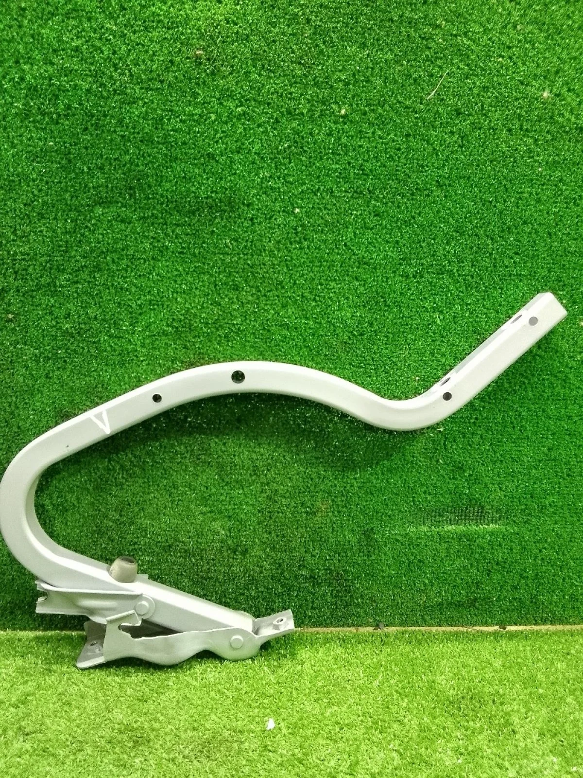 Петля багажника Hyundai Solaris I рестайлинг (2014—2017)