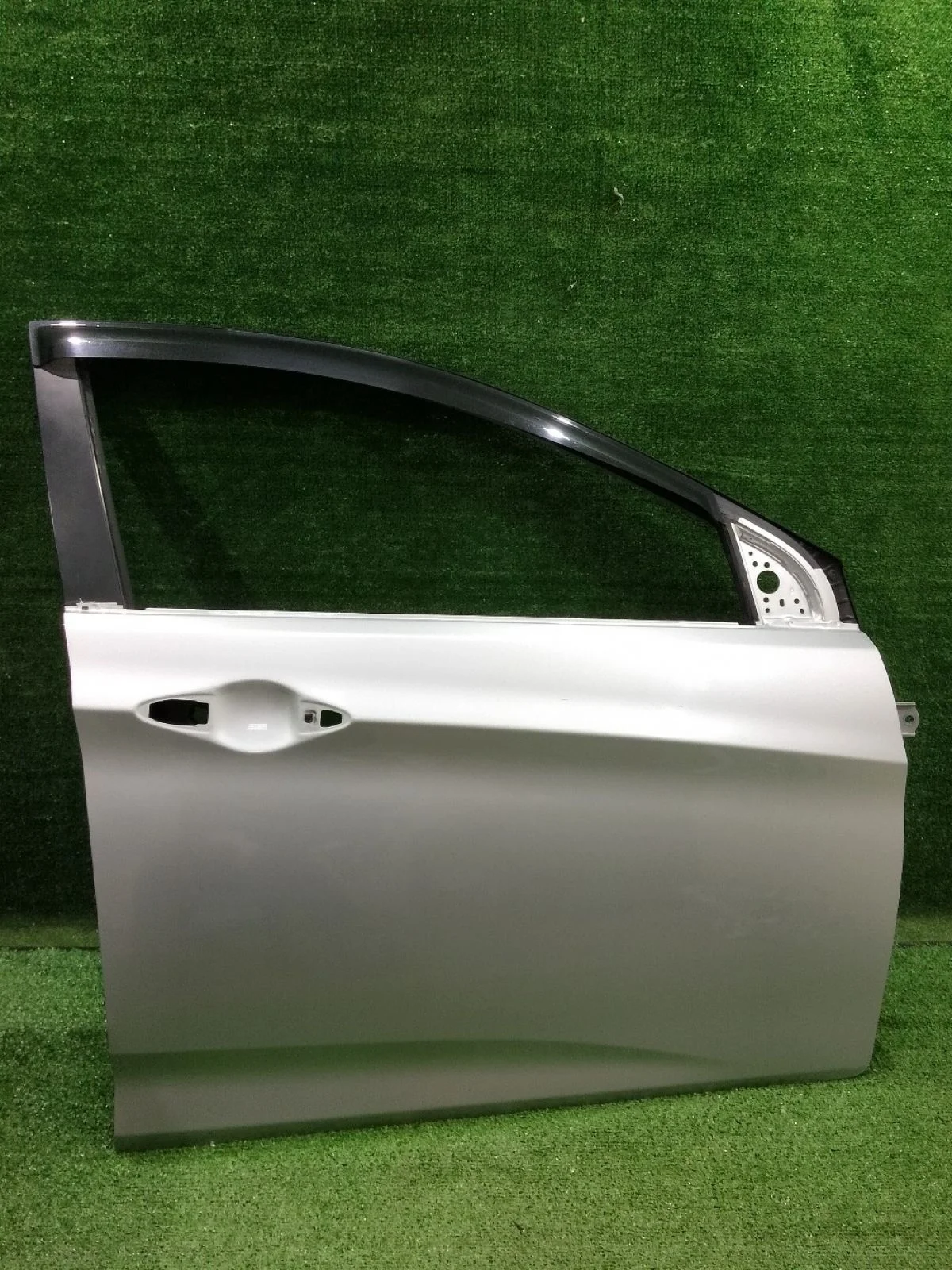 Дверь Hyundai Solaris I рестайлинг (2014—2017)