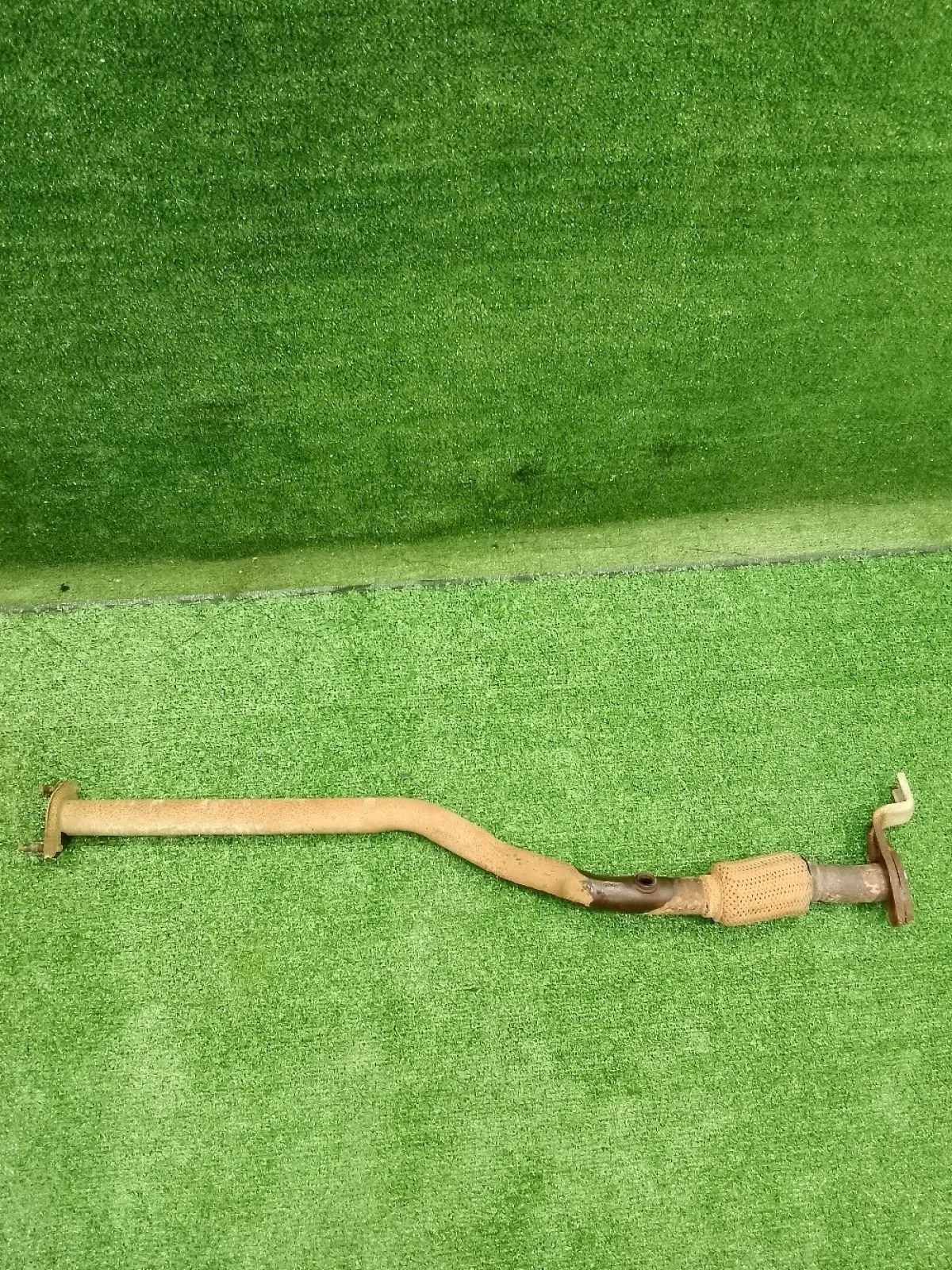 Приемная труба глушителя Hyundai Accent II (1999—2012)