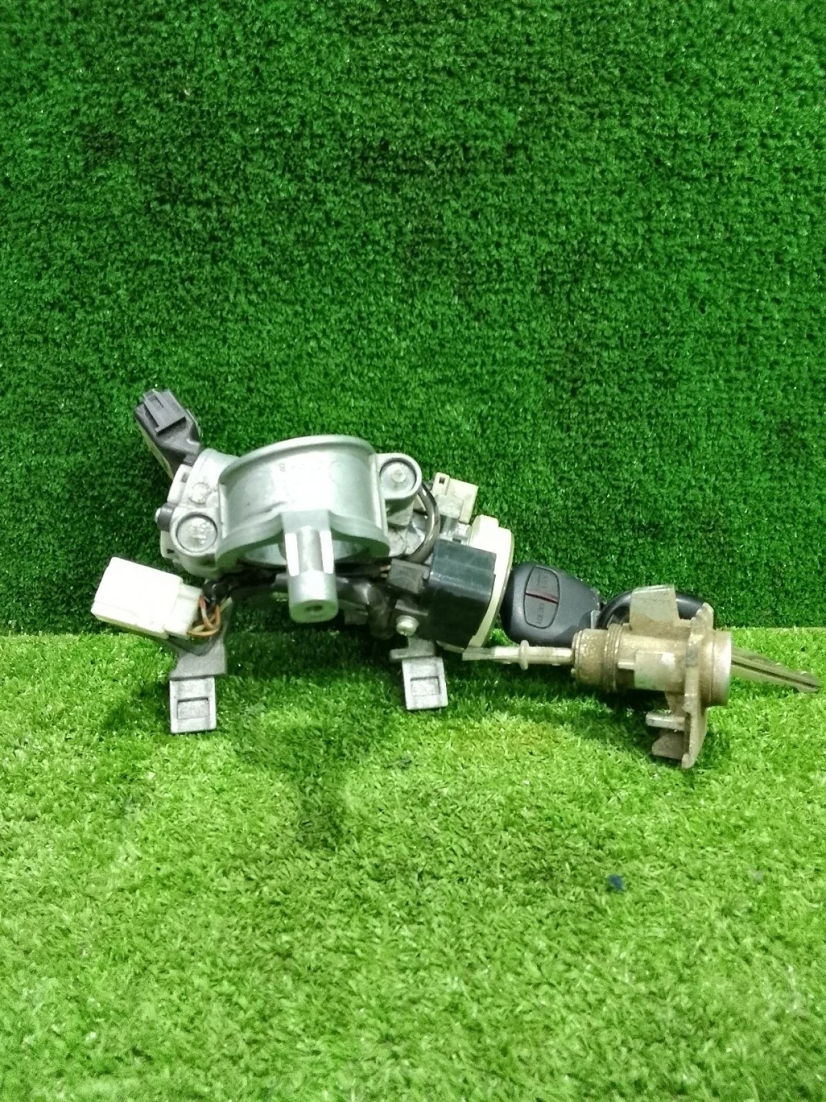 Замок зажигания Mitsubishi L200 IV (2006—2014)