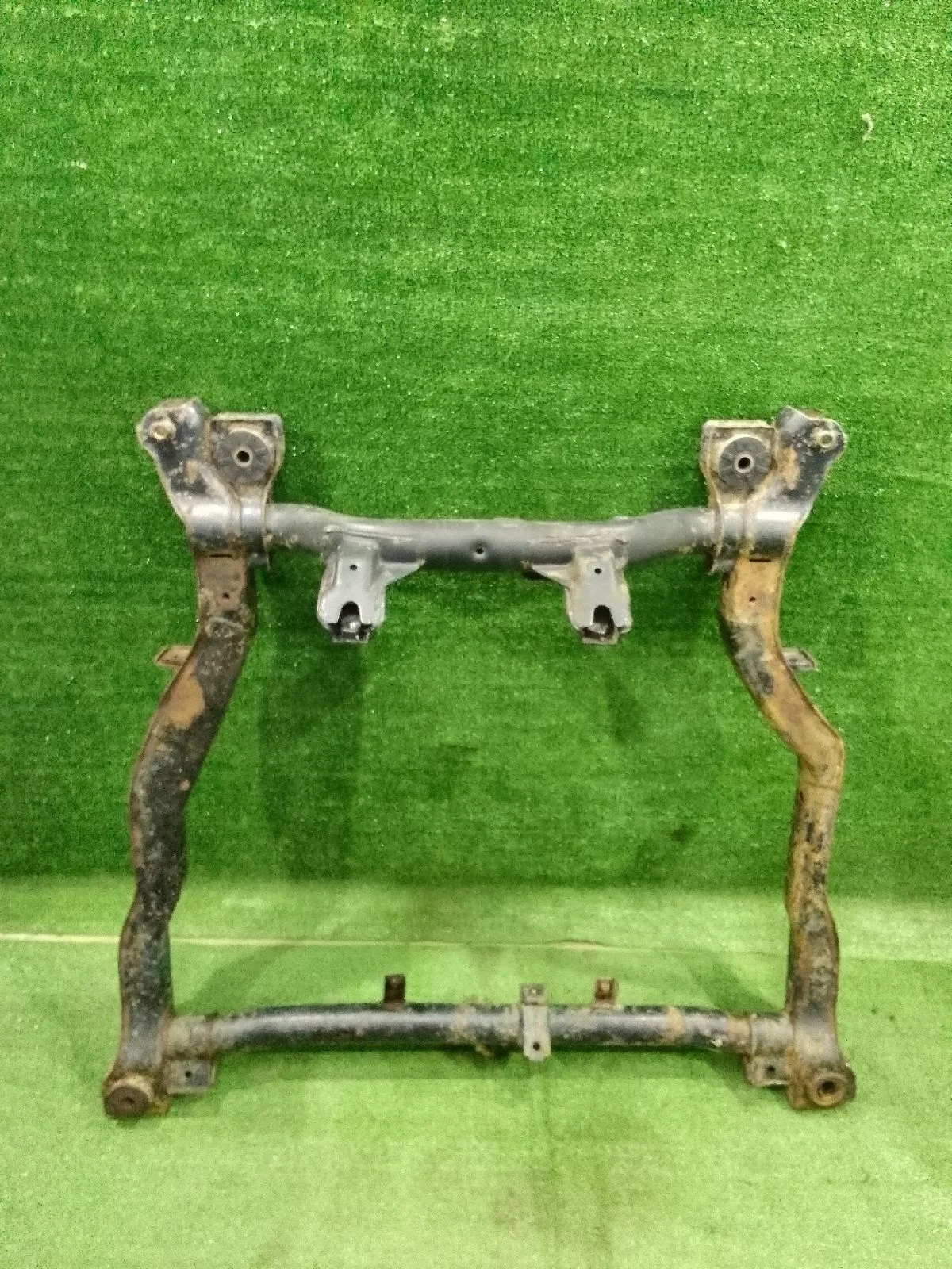 Подрамник Hyundai Accent II (1999—2012)