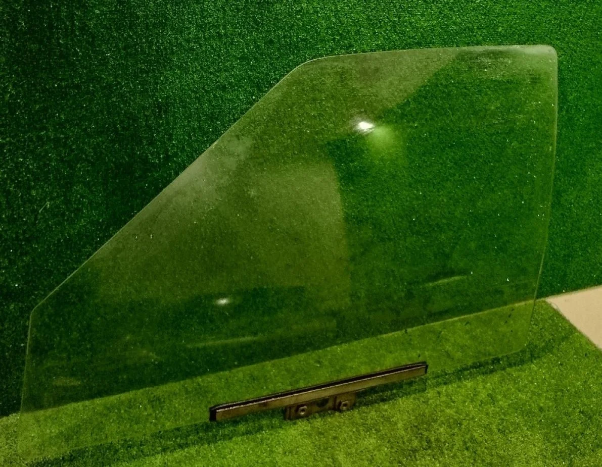 Стекло двери Hyundai Accent II (1999—2012)