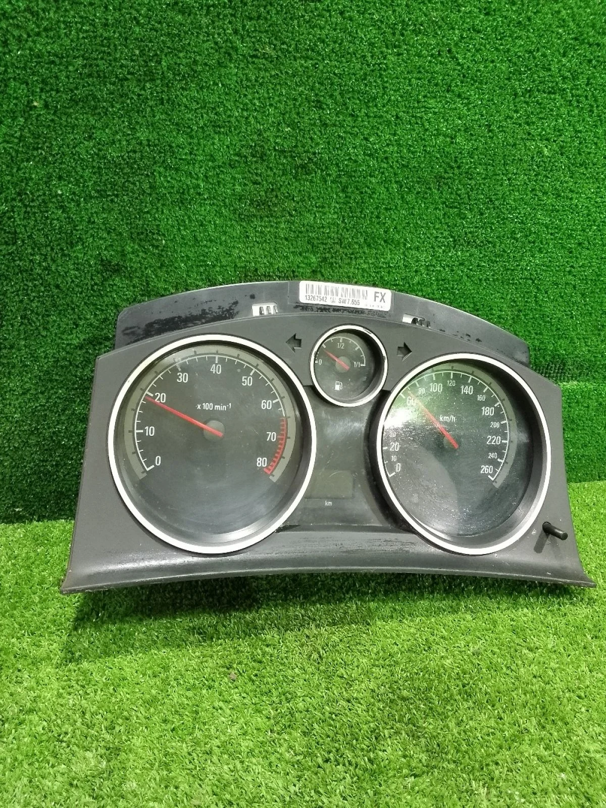 Щиток приборов Opel Astra H (2004—2007)