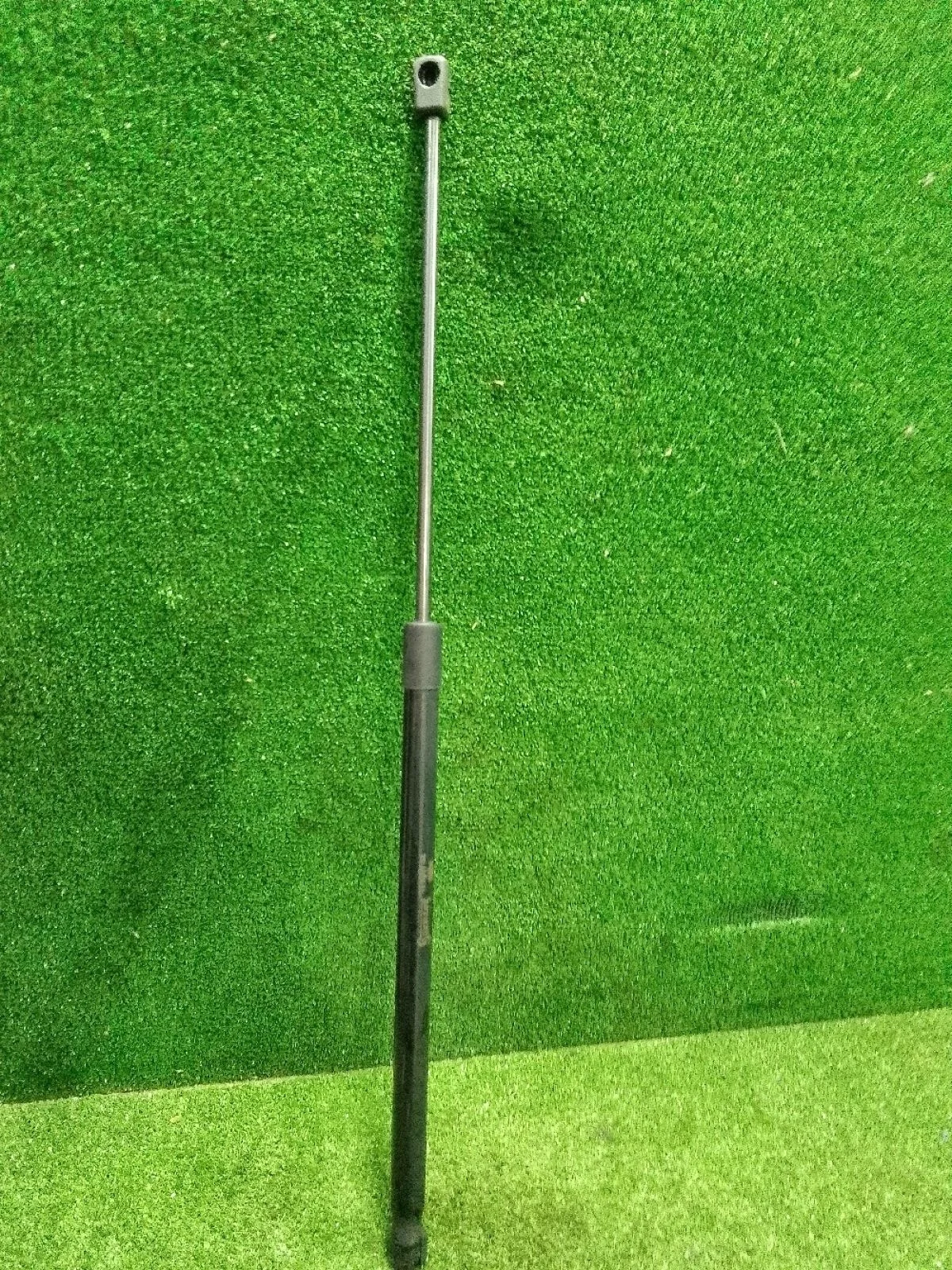 Амортизатор багажника Skoda Octavia II рестайлинг (2008—2013)