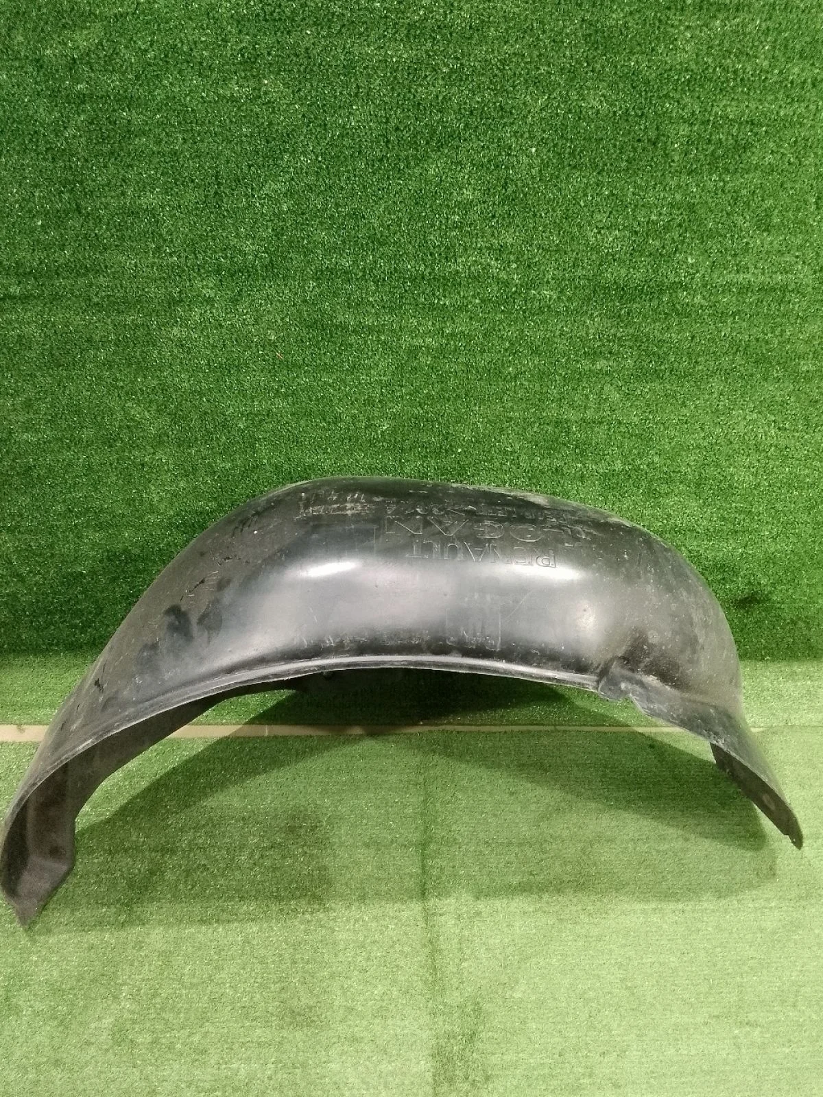 Подкрылок Renault Logan II (2012—2018)