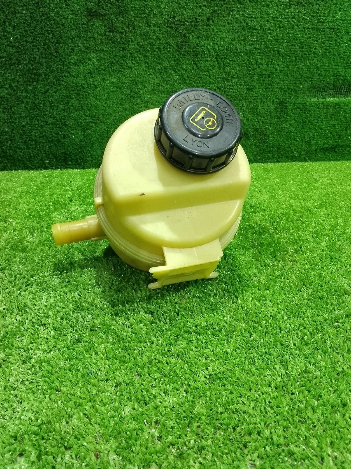 Бачок ГУР Renault Logan II (2012—2018)