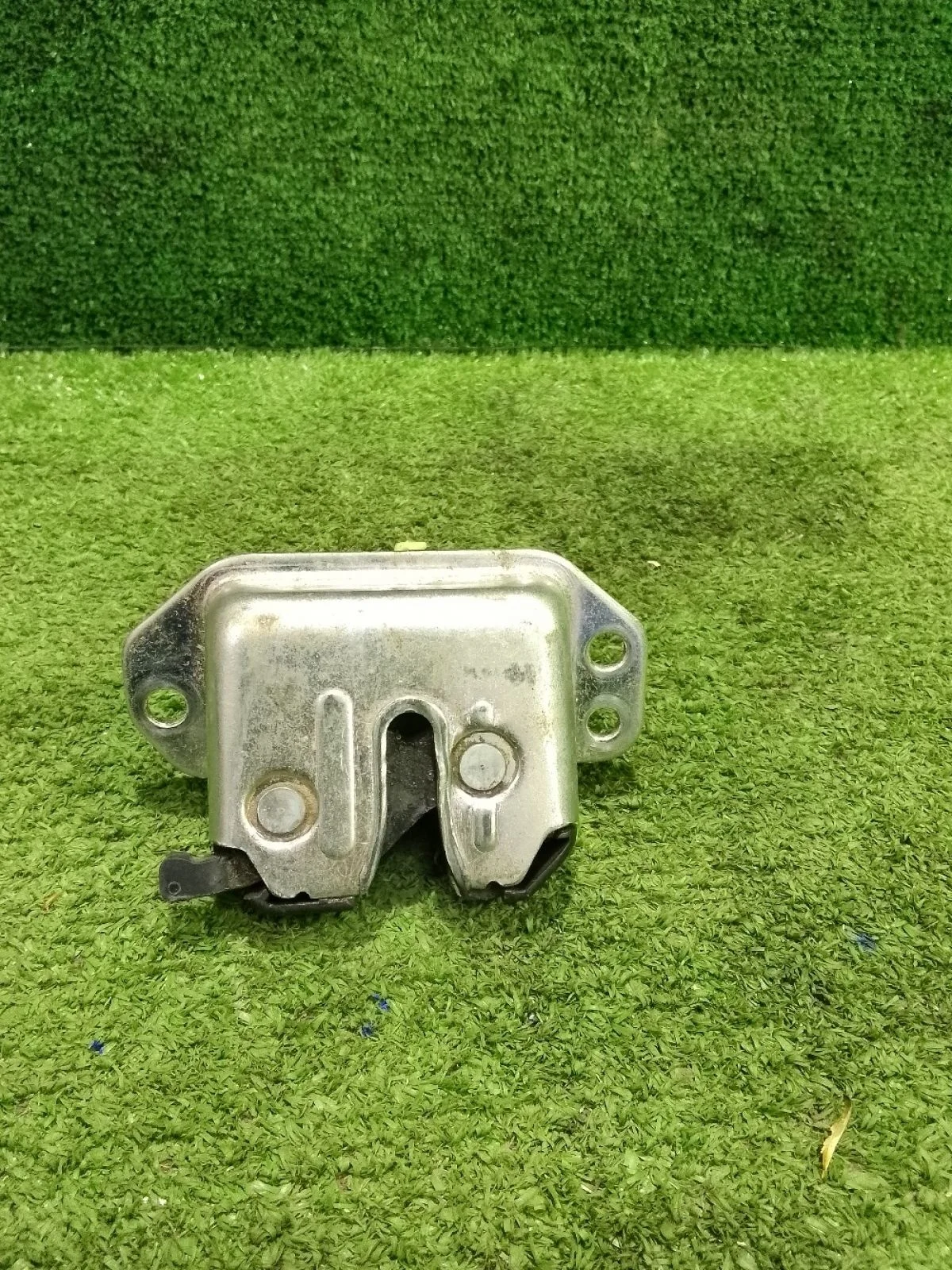 Замок багажника Chevrolet Aveo I (2003—2008)