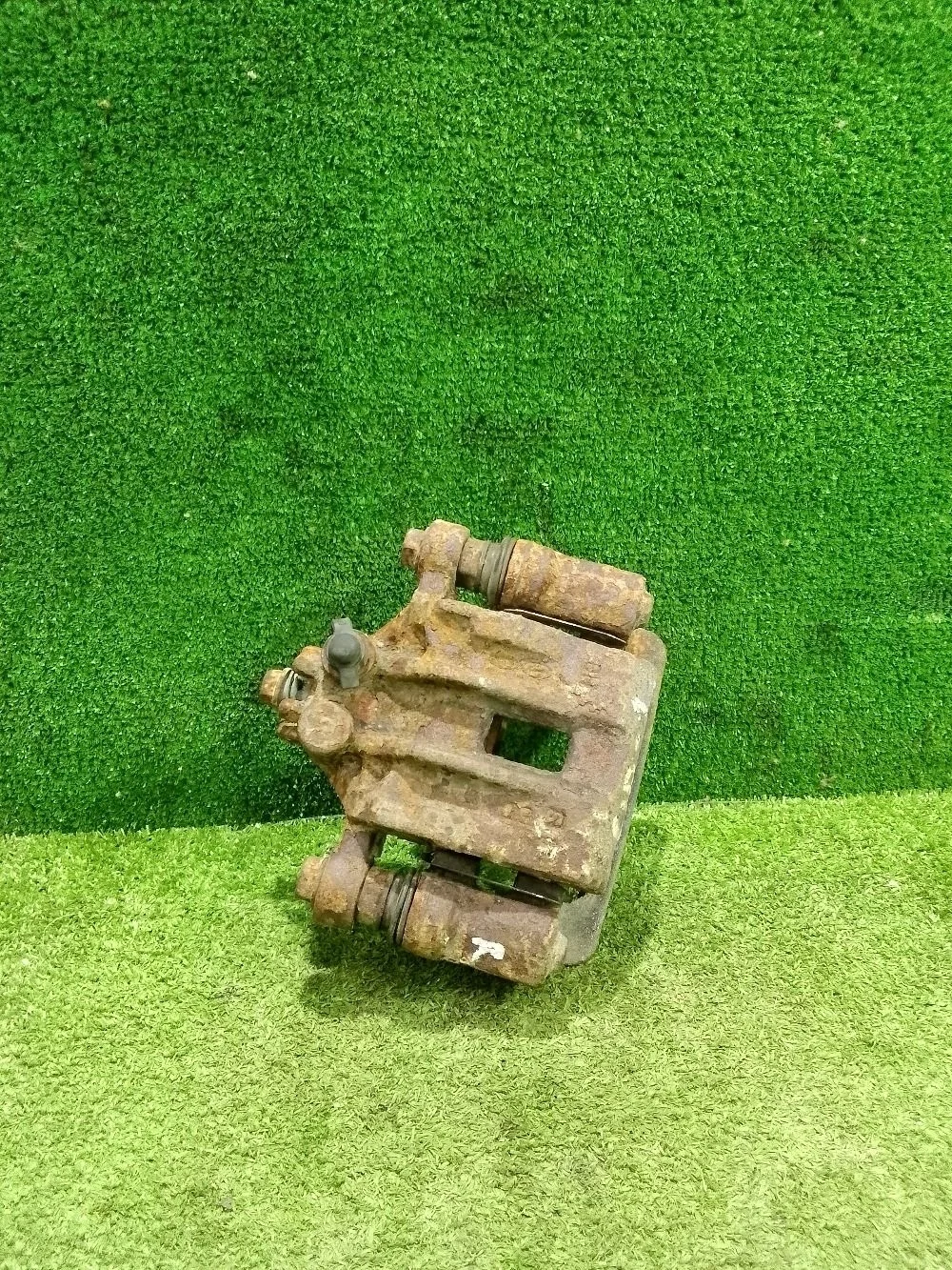 Суппорт тормозной Kia Ceed ED (2006—2010)