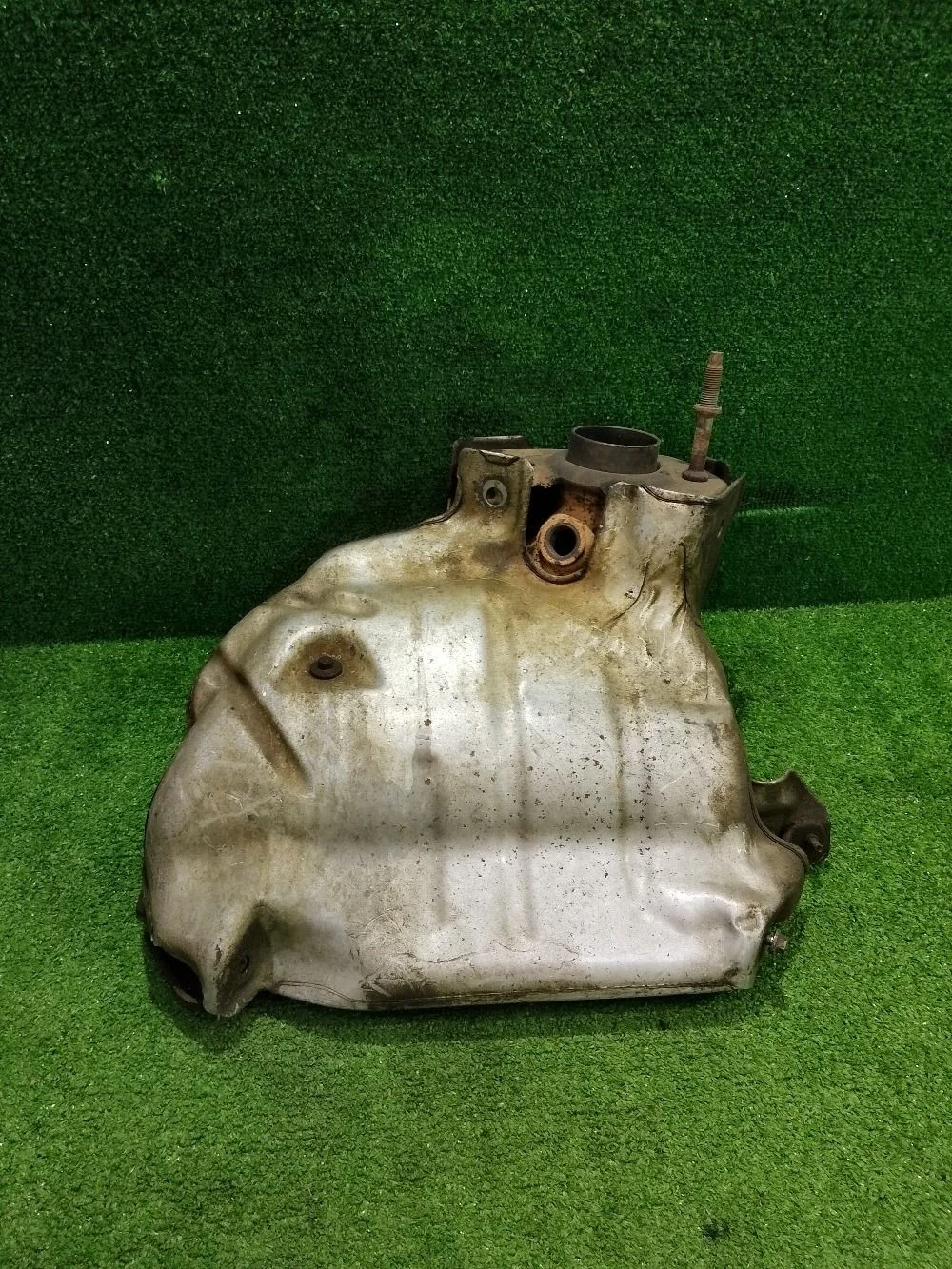 Коллектор выпускной Renault Logan I (2004—2009)