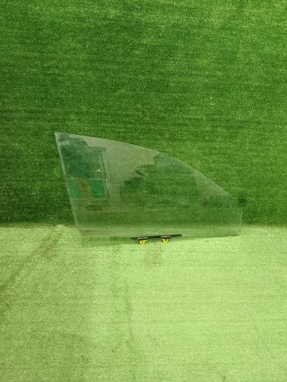 Стекло двери Mitsubishi Lancer IX (2000—2007)