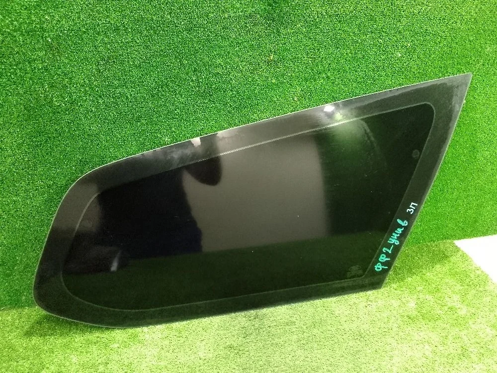 Стекло кузова Ford Focus II (2005—2008)