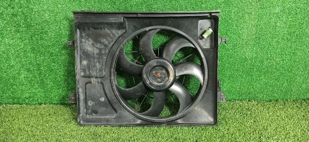 Вентилятор радиатора Kia Cerato II (2008—2013)