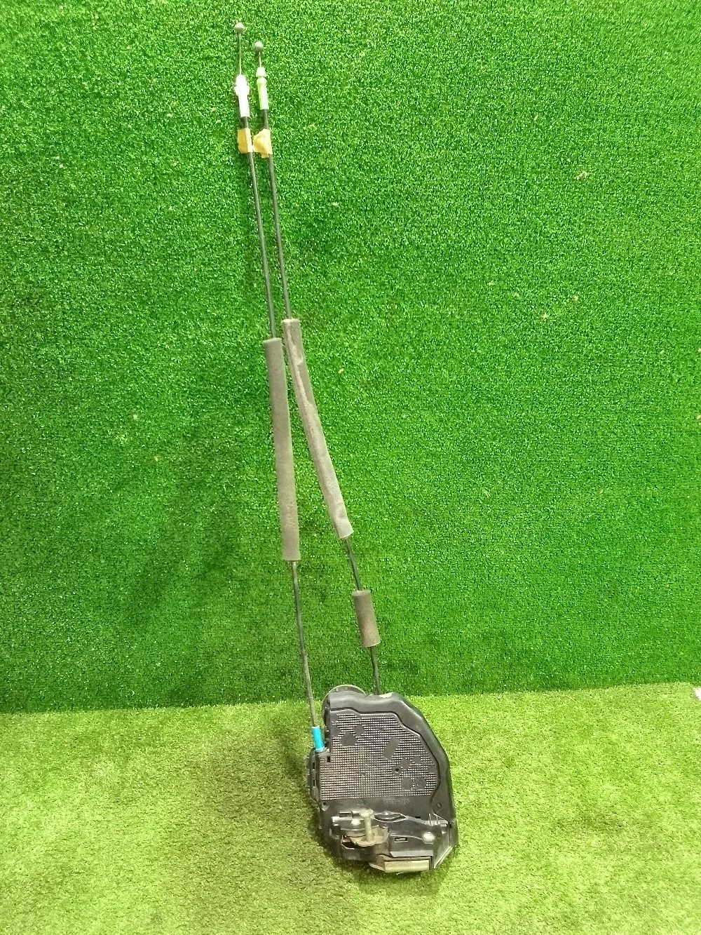 Замок двери Toyota Camry XV50 (2011—2014)