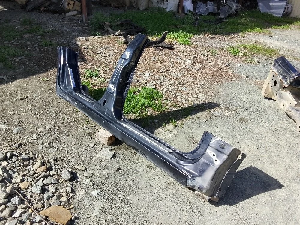 Порог кузова Ford Focus II рестайлинг (2007—2011)