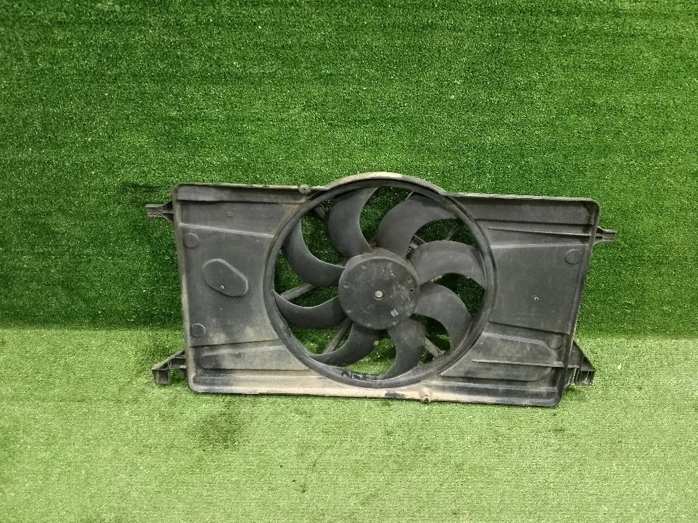 Вентилятор радиатора Ford Focus II рестайлинг (2007—2011)